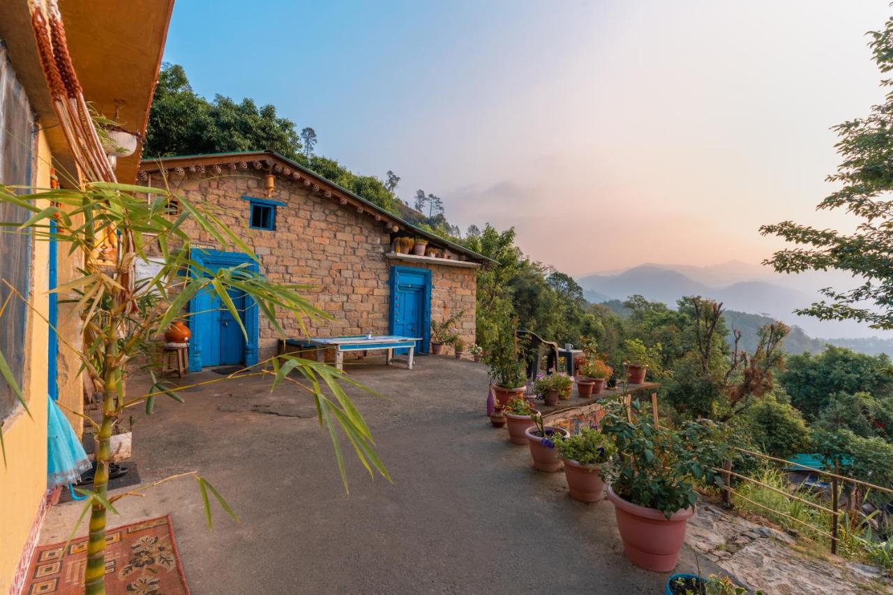 Vista Hostel Jeolikote, Nainital Patwa Dunga ภายนอก รูปภาพ
