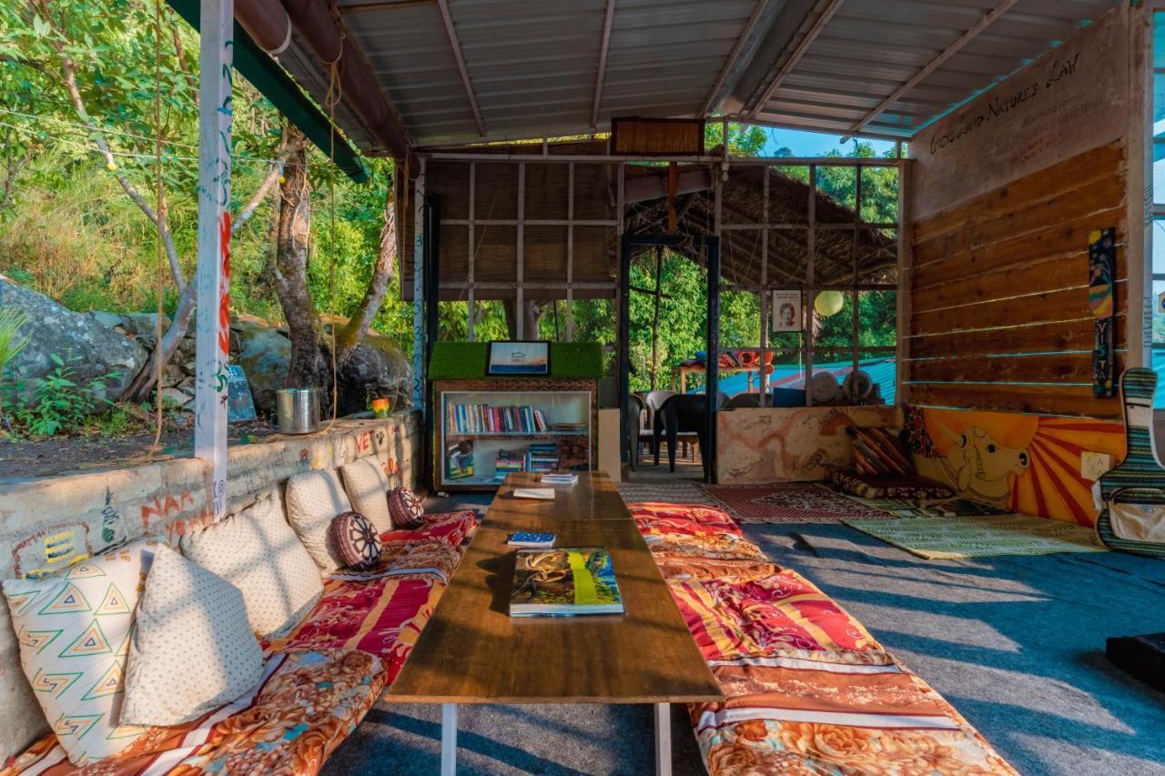 Vista Hostel Jeolikote, Nainital Patwa Dunga ภายนอก รูปภาพ