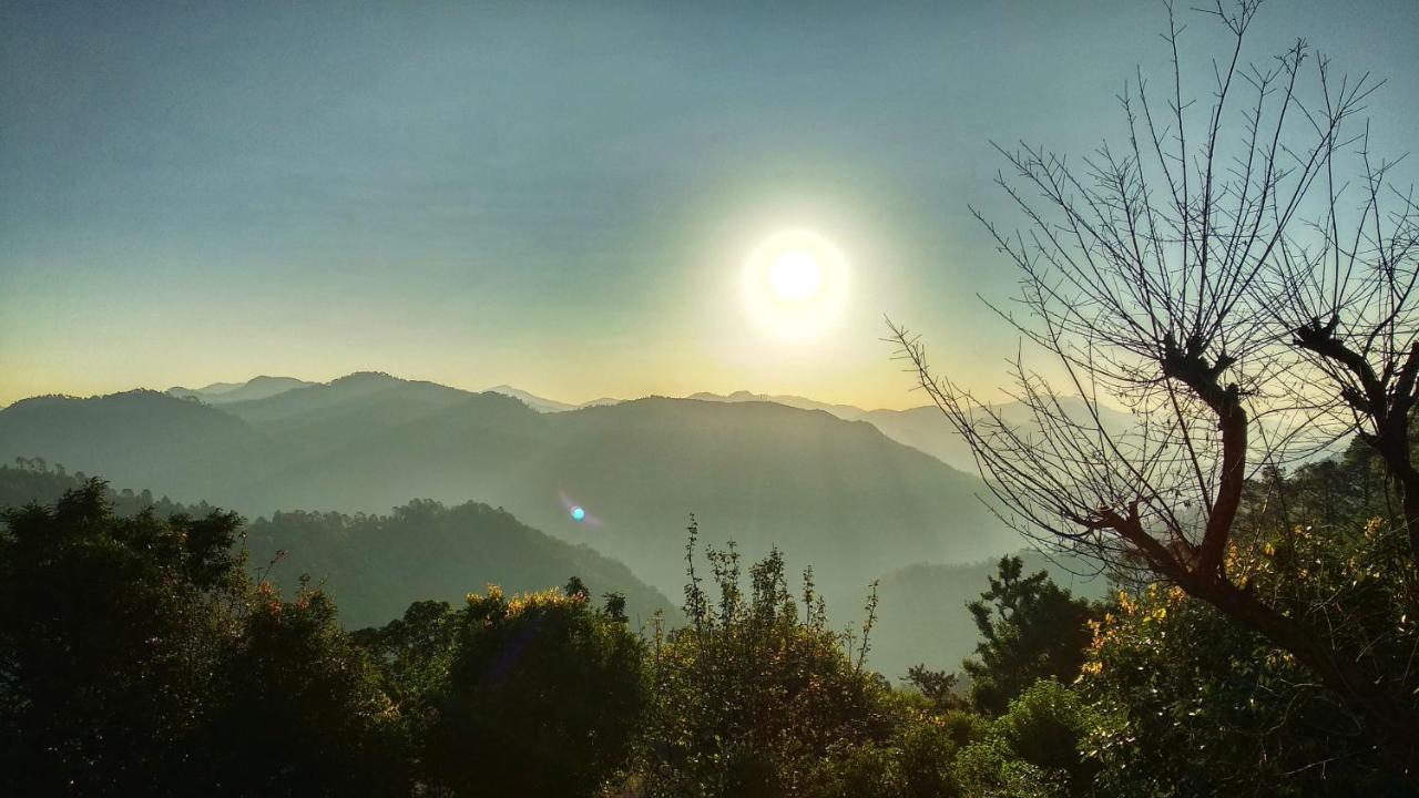Vista Hostel Jeolikote, Nainital Patwa Dunga ภายนอก รูปภาพ